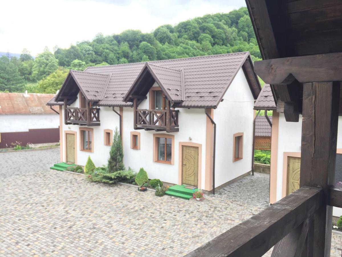 Карпатський Готель Олександрія Mykulychyn Exterior foto